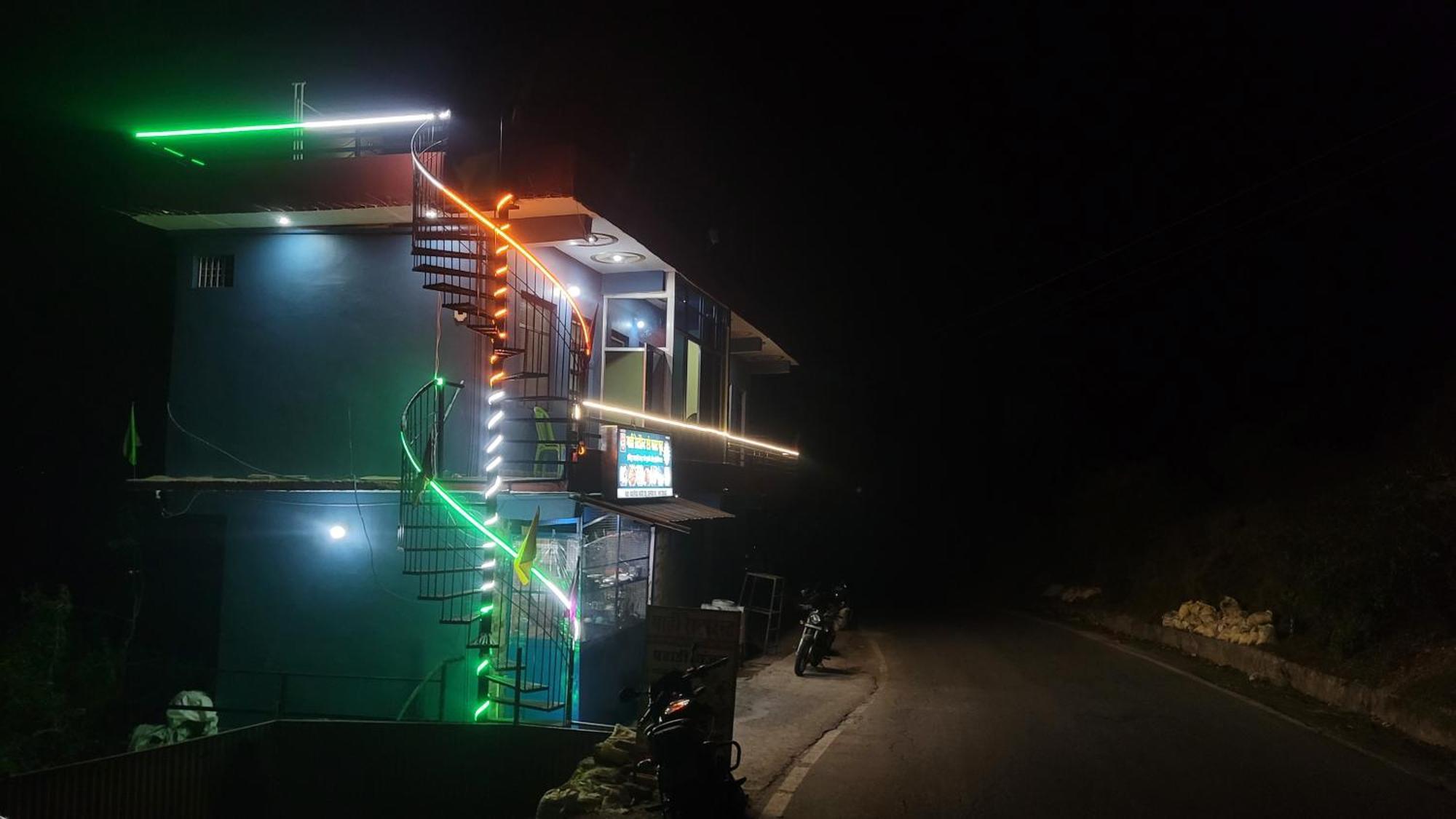 Mahi Restaurant & Guest House Almora Eksteriør bilde