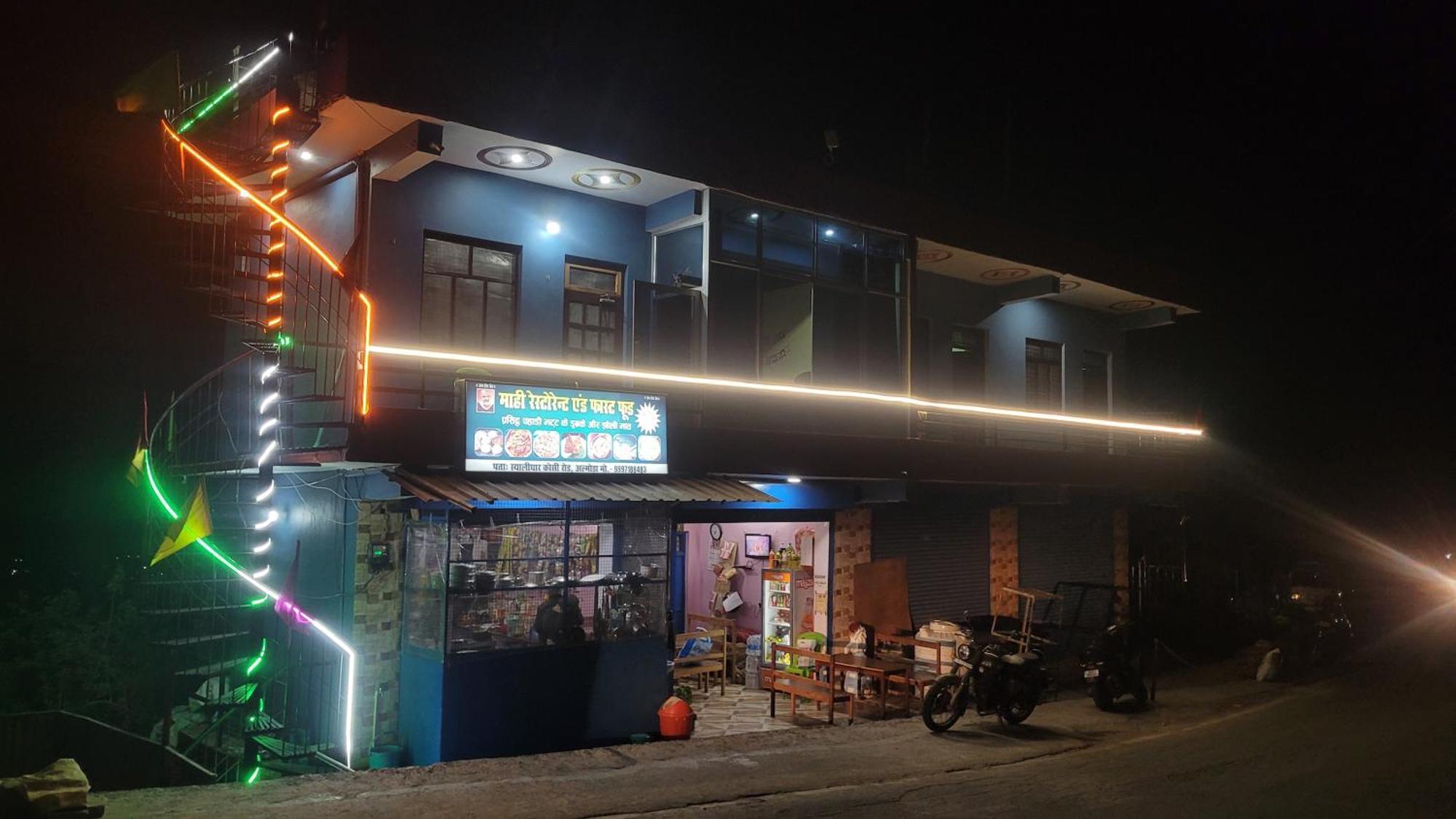 Mahi Restaurant & Guest House Almora Eksteriør bilde